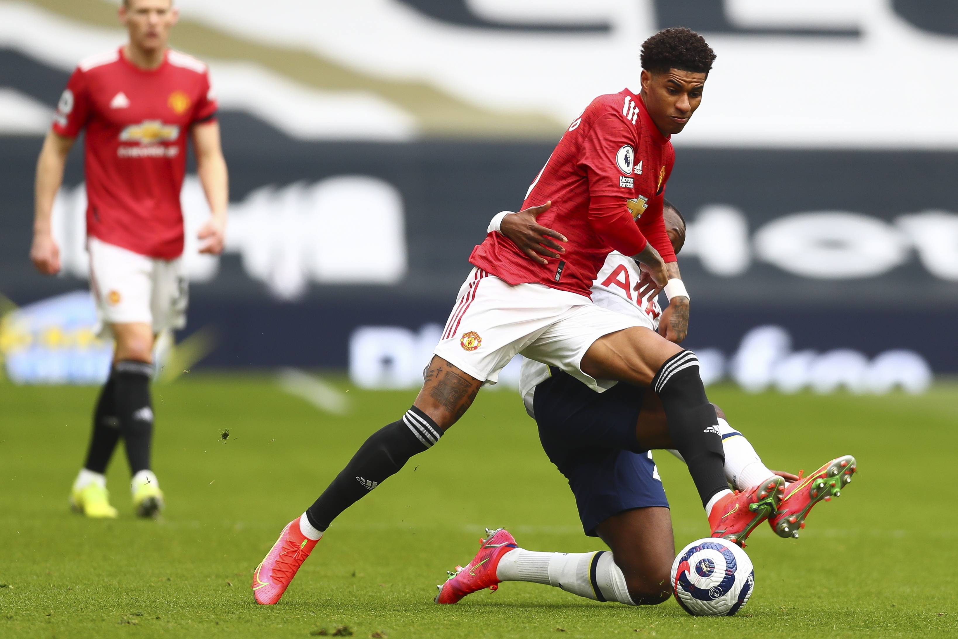 而错失意向 而错失意向